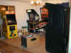 ArcadeFromRight500.jpg (28084 bytes)